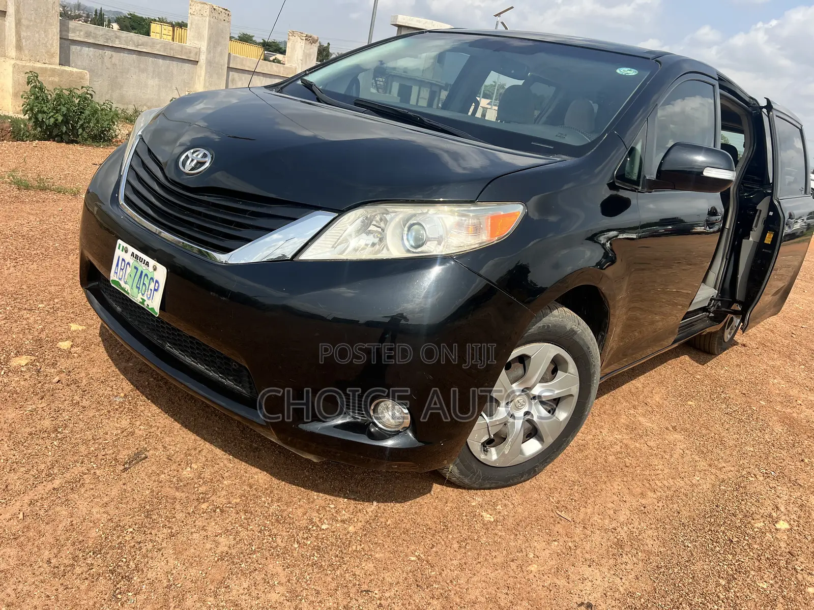 Toyota Sienna 7 Passenger 2012 Black