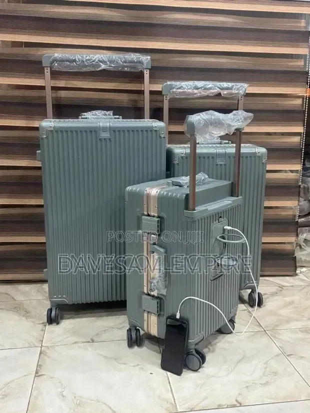Premium, High-Quality Luxury Travel Boxes