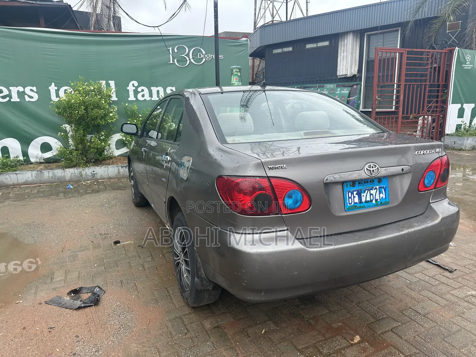 Toyota Camry LE 4dr Sedan (2.4L 4cyl 4A) 2004 Gray
