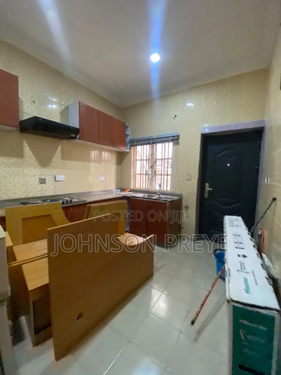 4bdrm Duplex in Lekki Phase 1 Proper for rent