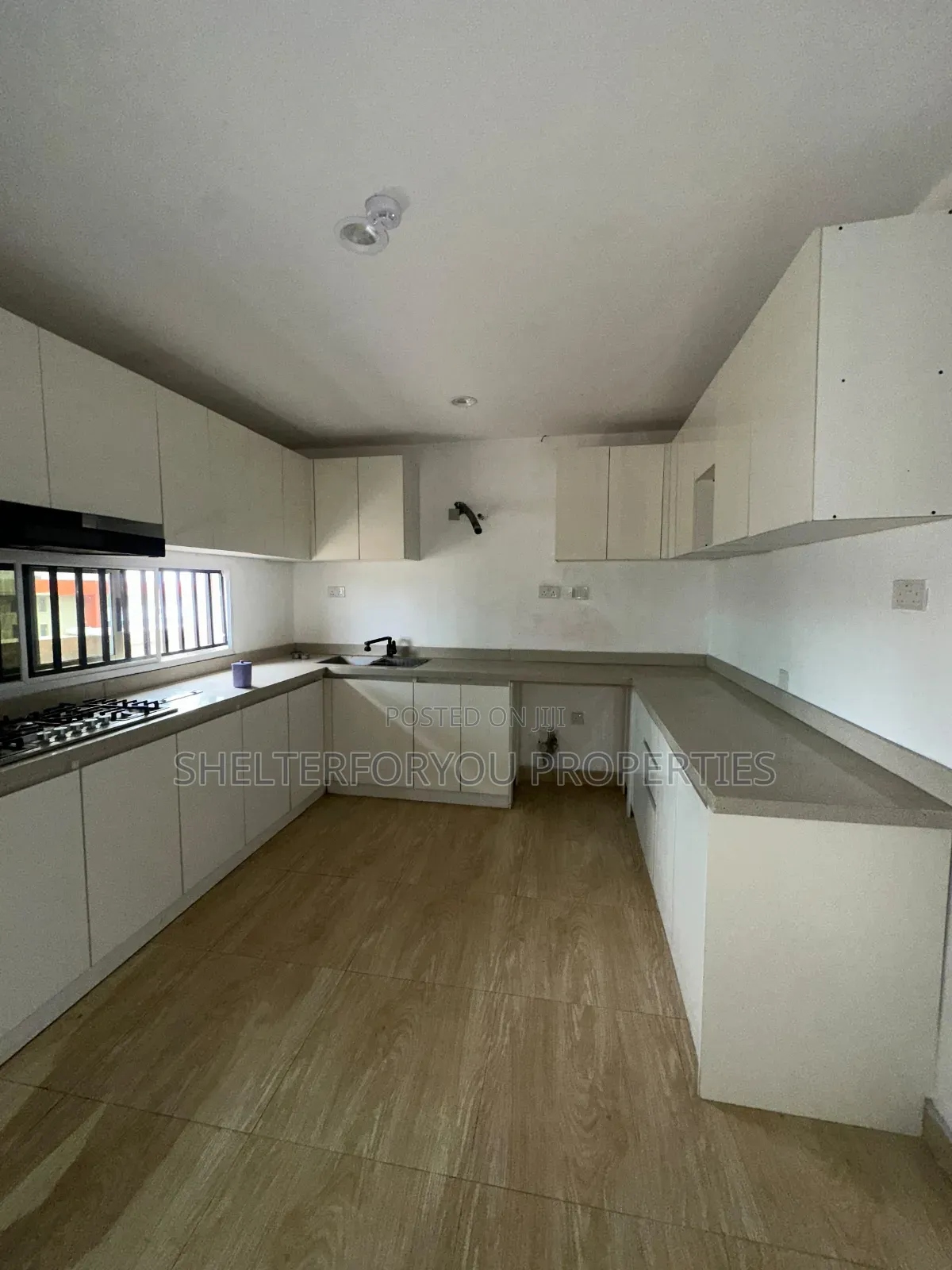 2bdrm House in Victoria Island Extension for rent