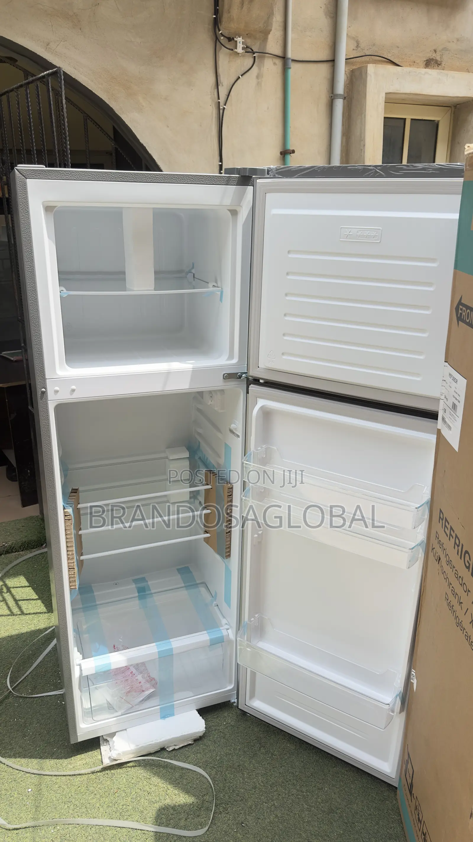 Hisense 306L Refrigerator – Spacious Home Refrigerator With Freezer
