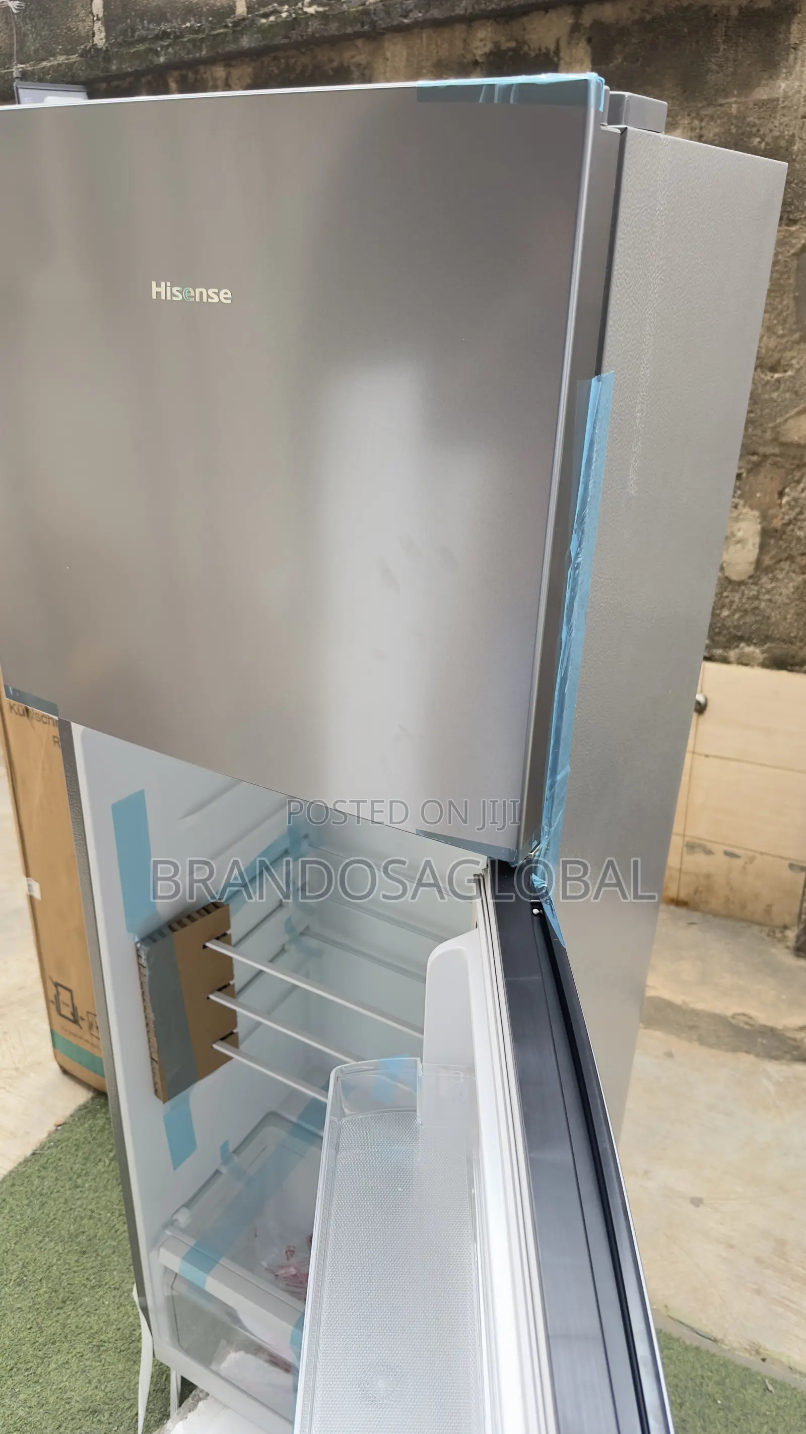 Hisense 306L Refrigerator – Spacious Home Refrigerator With Freezer