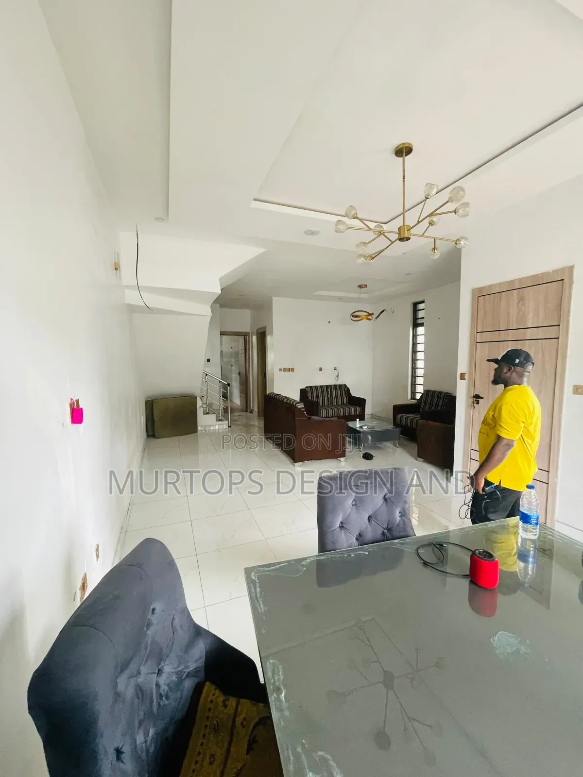 4bdrm Duplex in Chevron for rent
