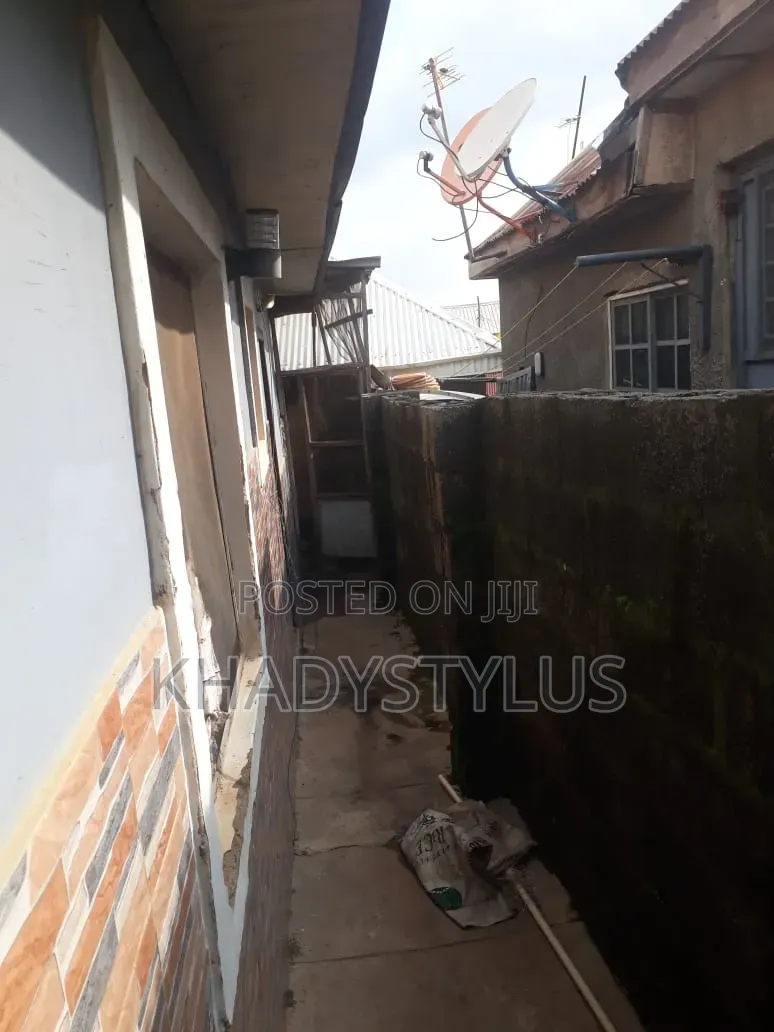 2bdrm Bungalow in Ushafa for sale
