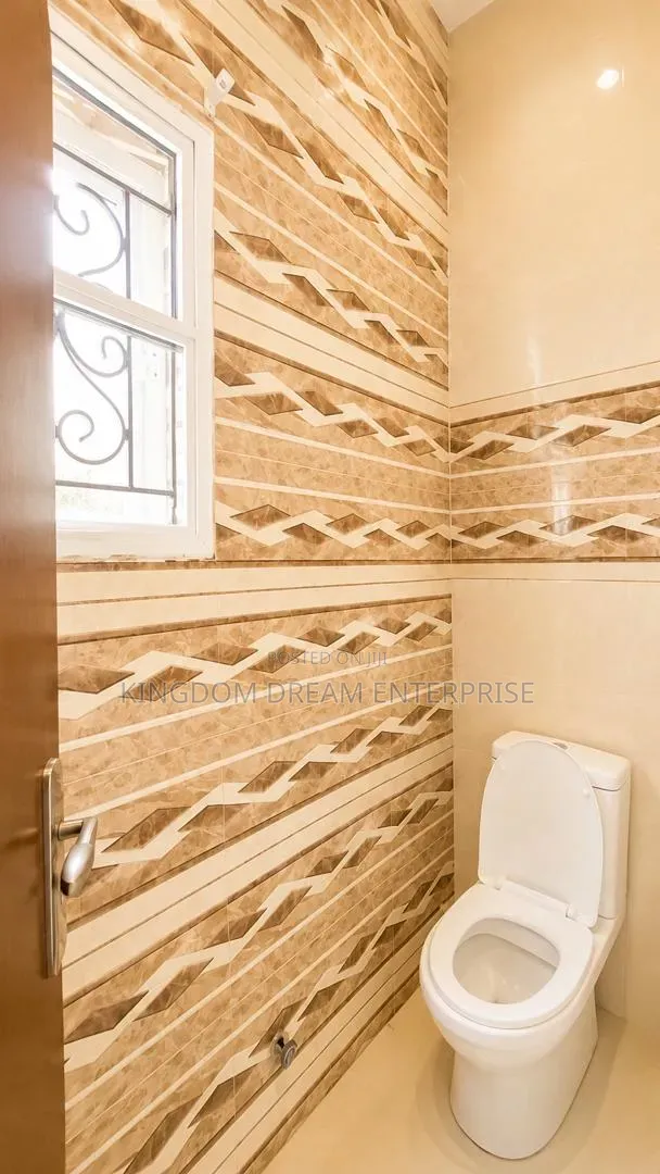 5bdrm House in Parkview Estate for rent