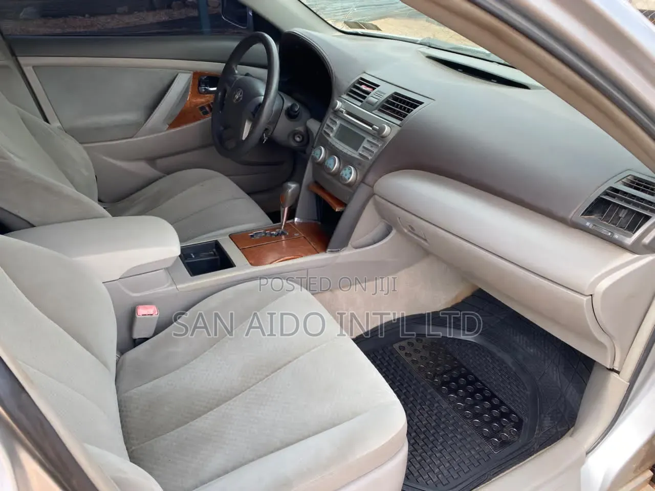 Toyota Camry LE 4dr Sedan (2.4L 4cyl 5A) 2008 Silver