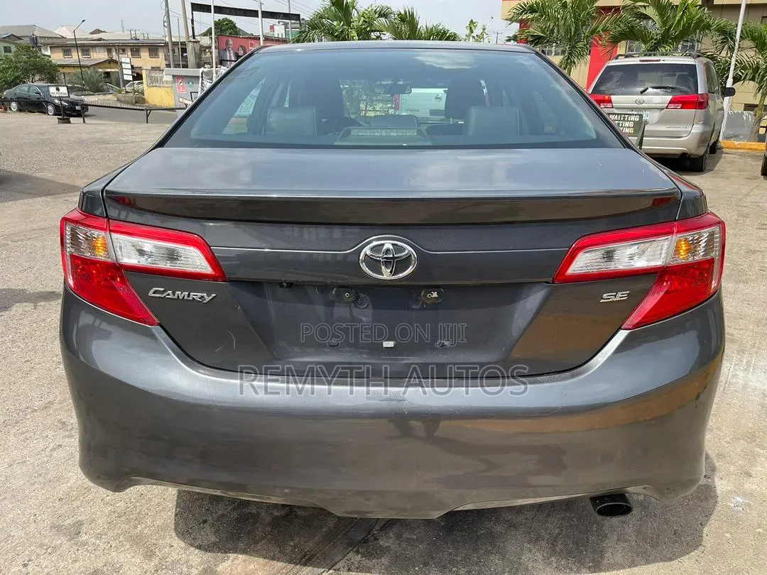 Toyota Camry 2013 Gray