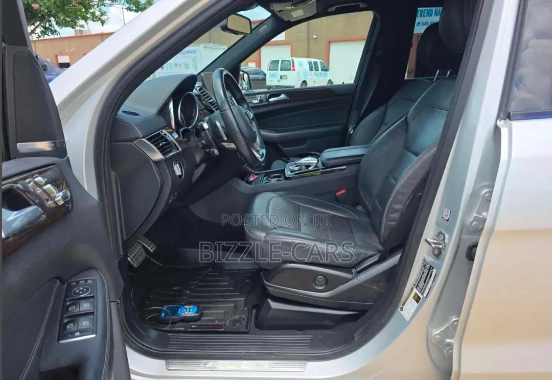 Mercedes-Benz GLE-Class 2018 Silver