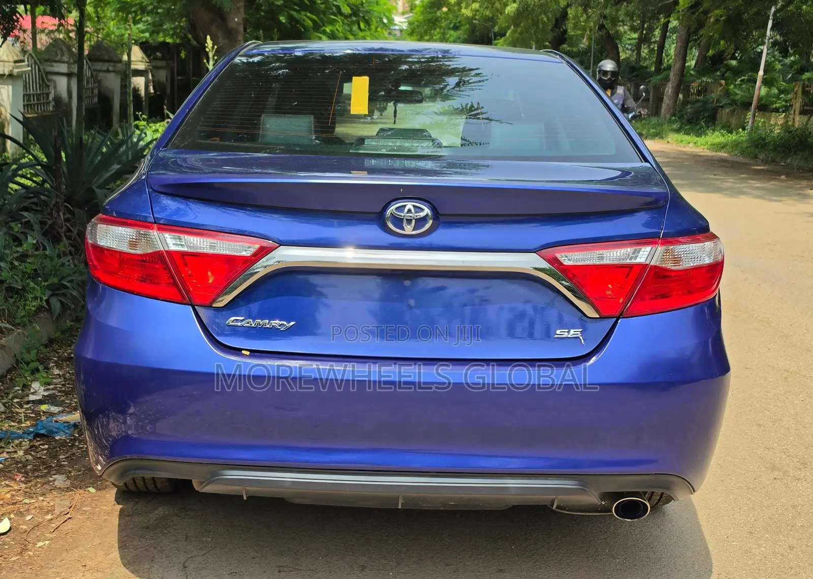 Toyota Camry SE 4dr Sedan (2.5L 4cyl 6A) 2015 Blue