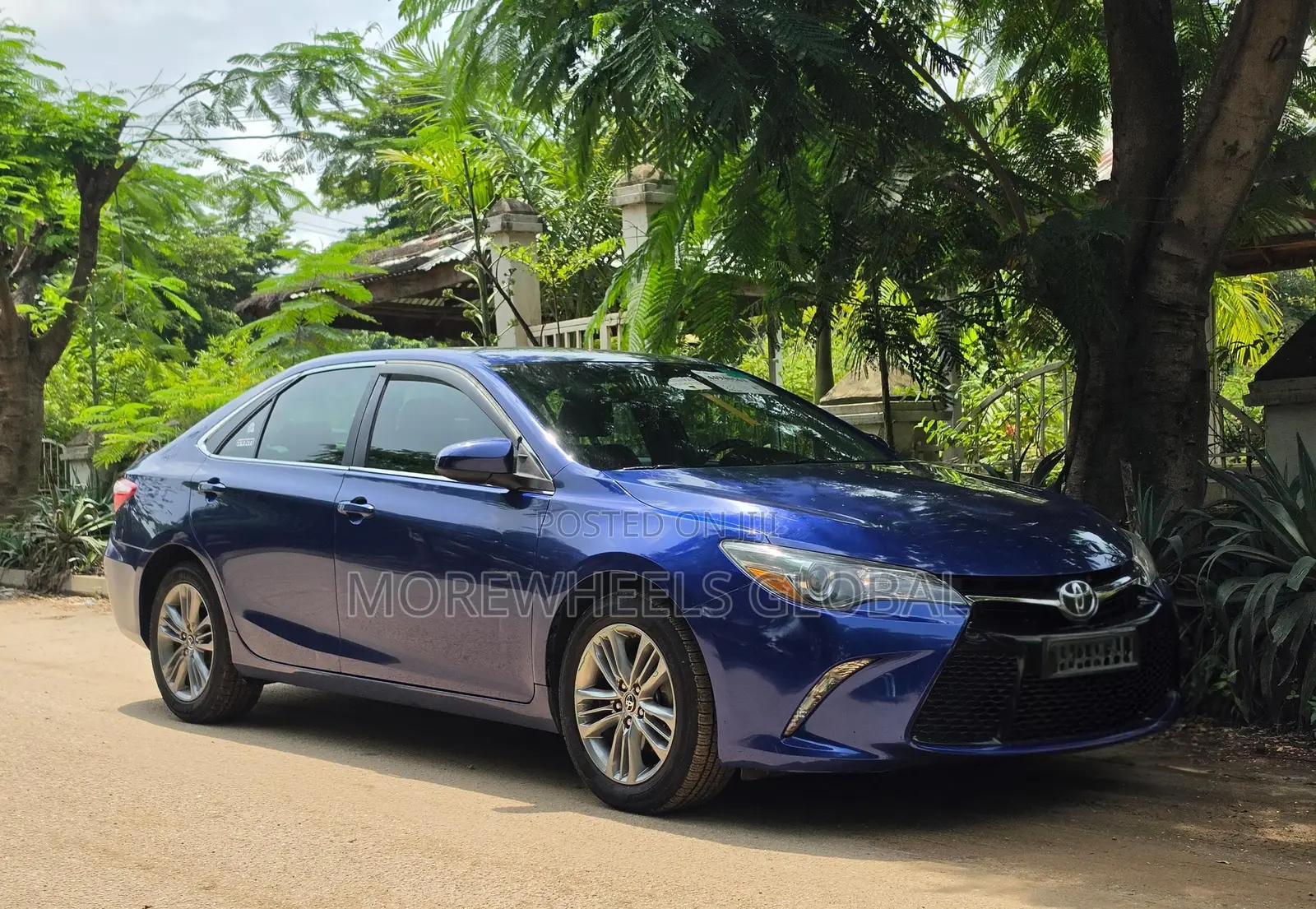 Toyota Camry SE 4dr Sedan (2.5L 4cyl 6A) 2015 Blue