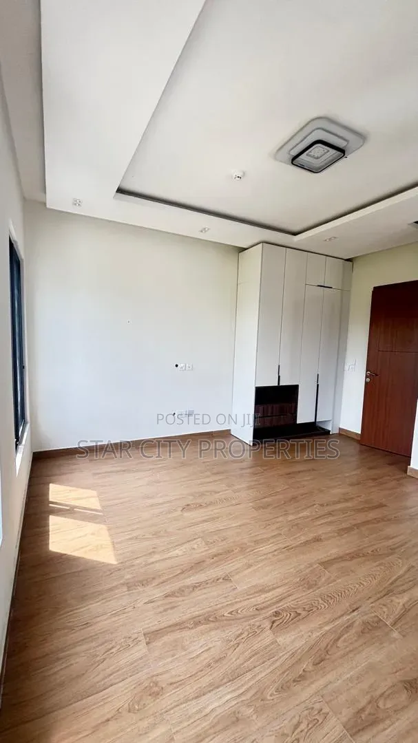 6bdrm Duplex in Banana Island Ikoyi for sale