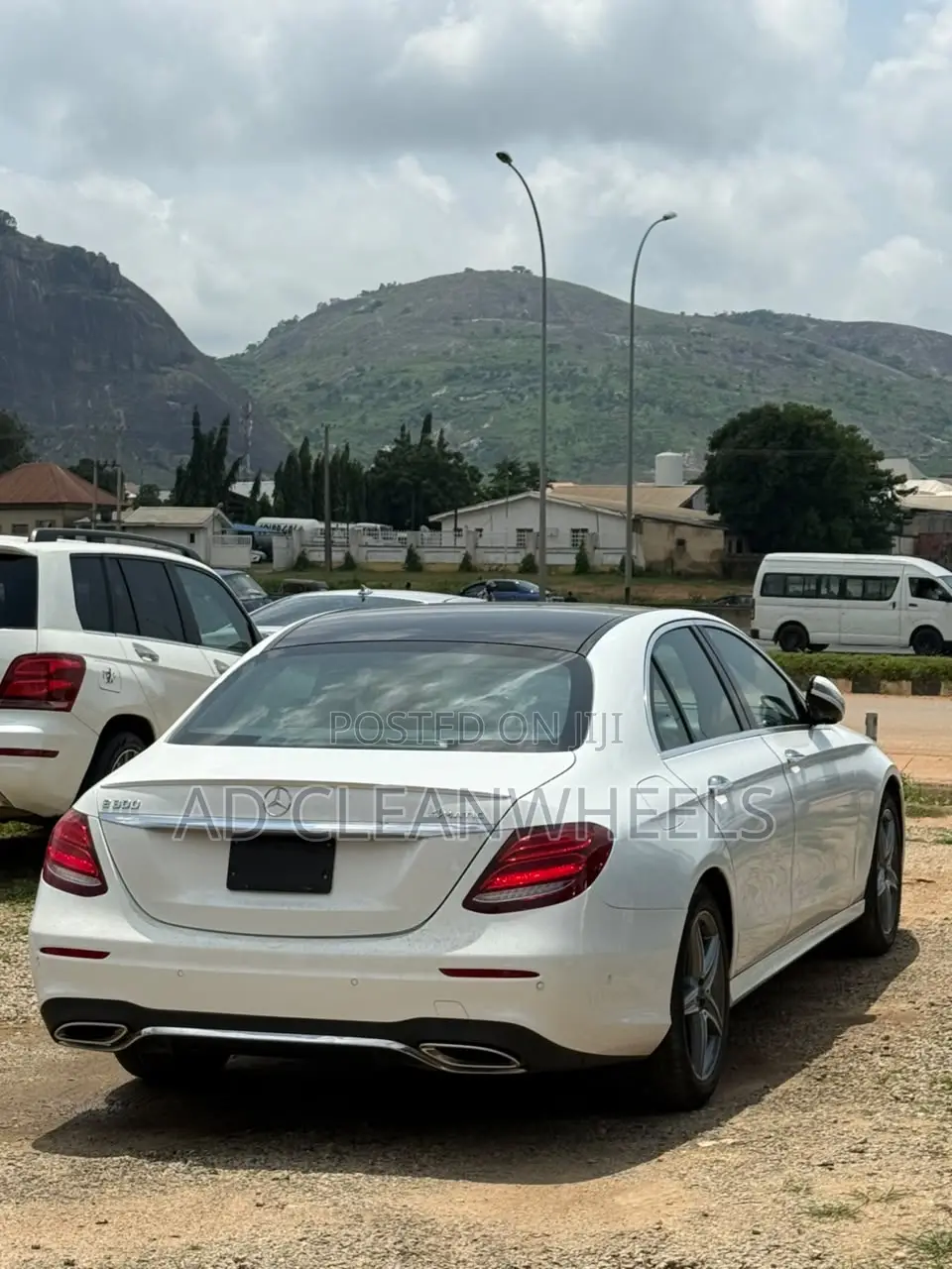 Mercedes-Benz E300 4Matic AWD Sedan (2.0L 4cyl 9A) 2017 White