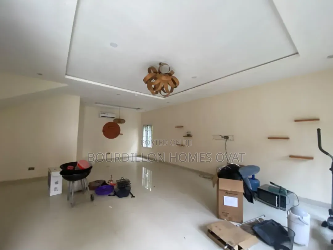 4bdrm Duplex in Ikate Lekki Lagos for rent