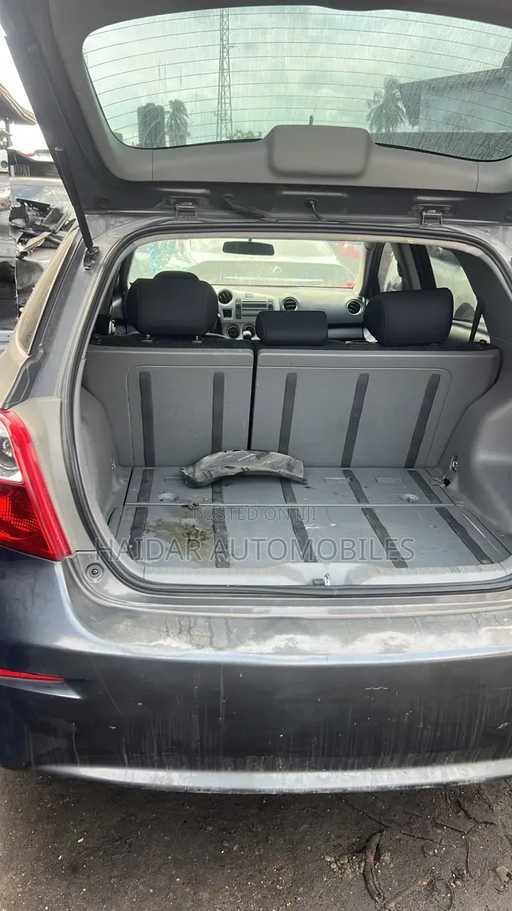 Toyota Matrix 2009 Gray