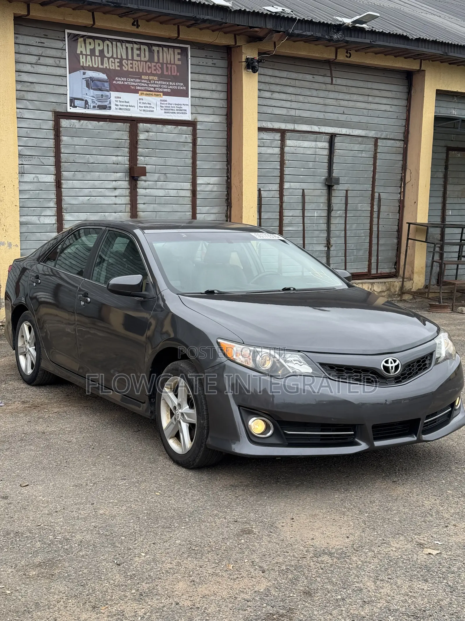 Toyota Camry 2013 Gray