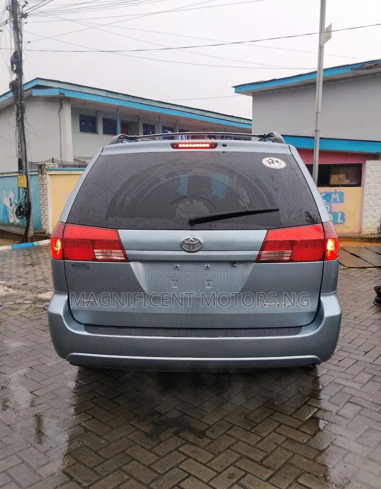 Toyota Sienna 2004 Gray