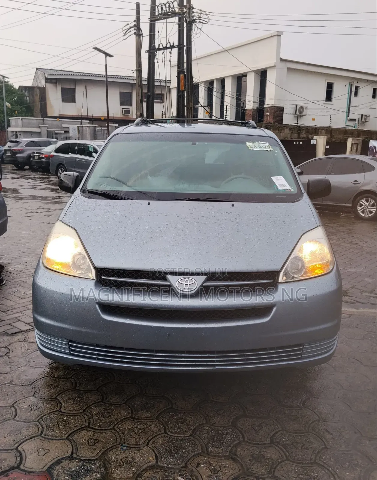 Toyota Sienna 2004 Gray