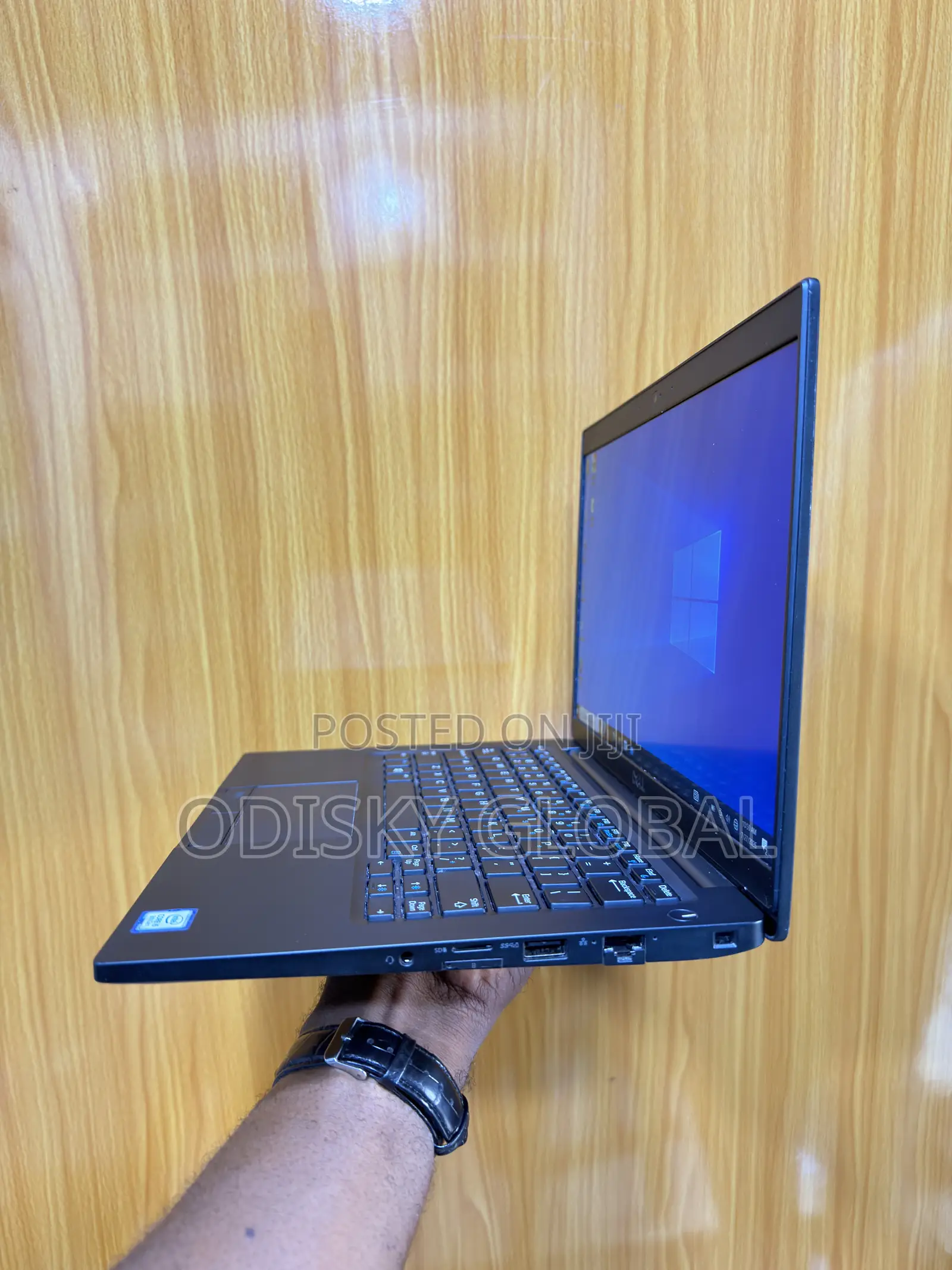 Laptop Dell Latitude 7390 8GB Intel Core i5 SSD 256GB