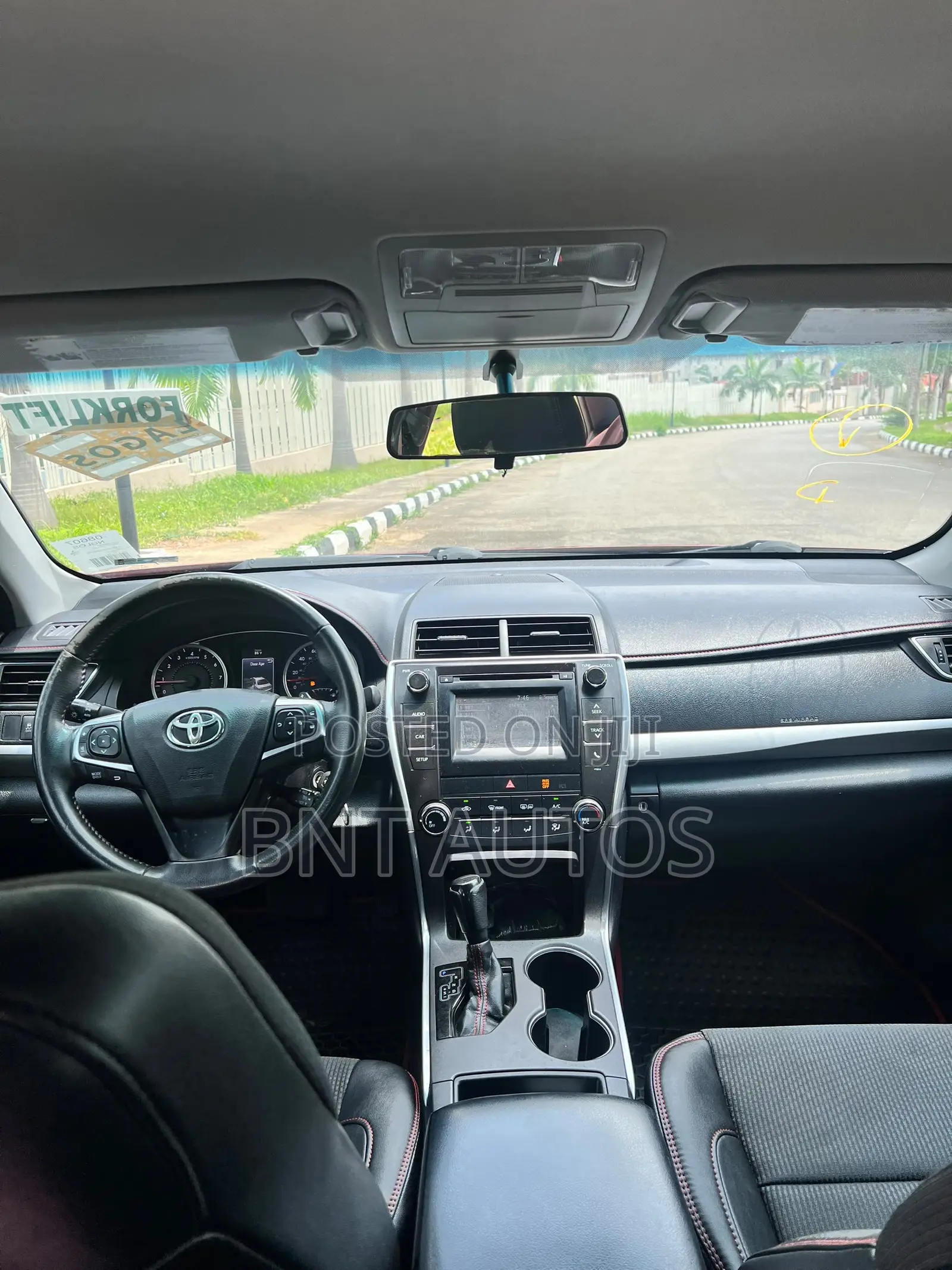 Toyota Corolla LE 4dr Sedan (1.8L 4cyl CVT) 2016 Gray