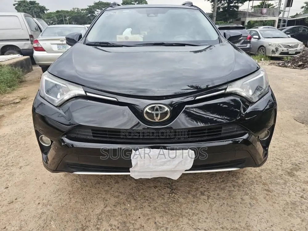 Toyota RAV4 LE AWD (2.5L 4cyl 6A) 2017 Black