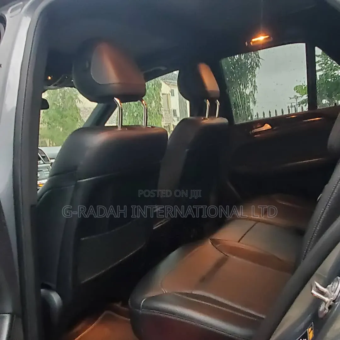 Mercedes-Benz GLE-Class 2018 Gray