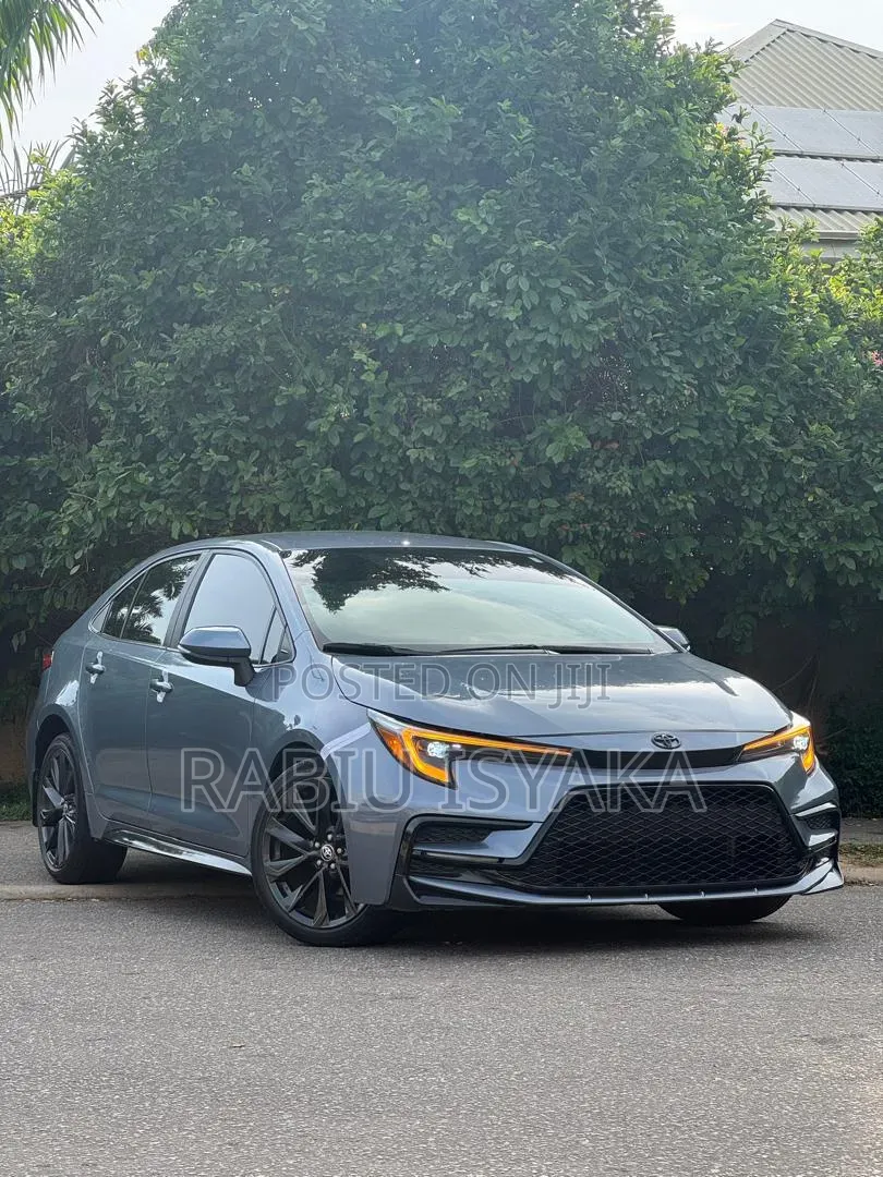 Toyota Corolla 2023 Gray