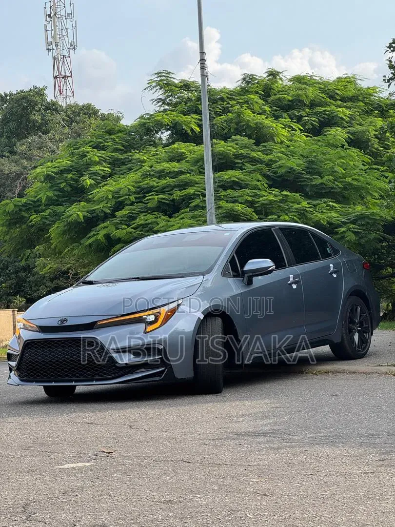 Toyota Corolla 2023 Gray
