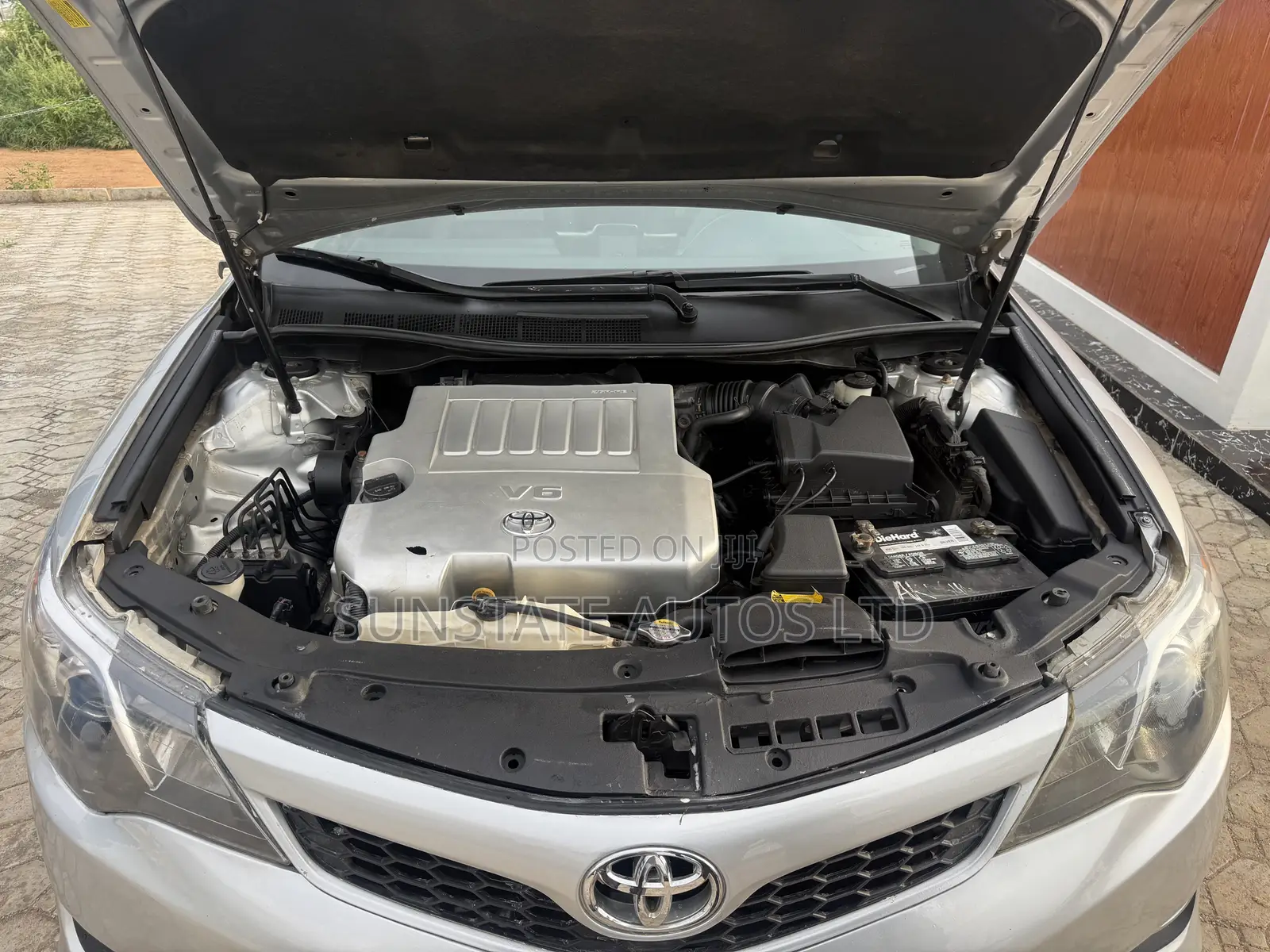 Toyota Camry 2012 Silver