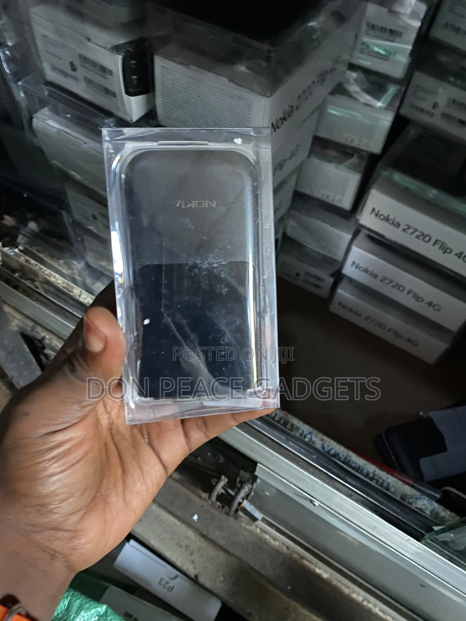 New Nokia 2720 Flip 512 GB Black