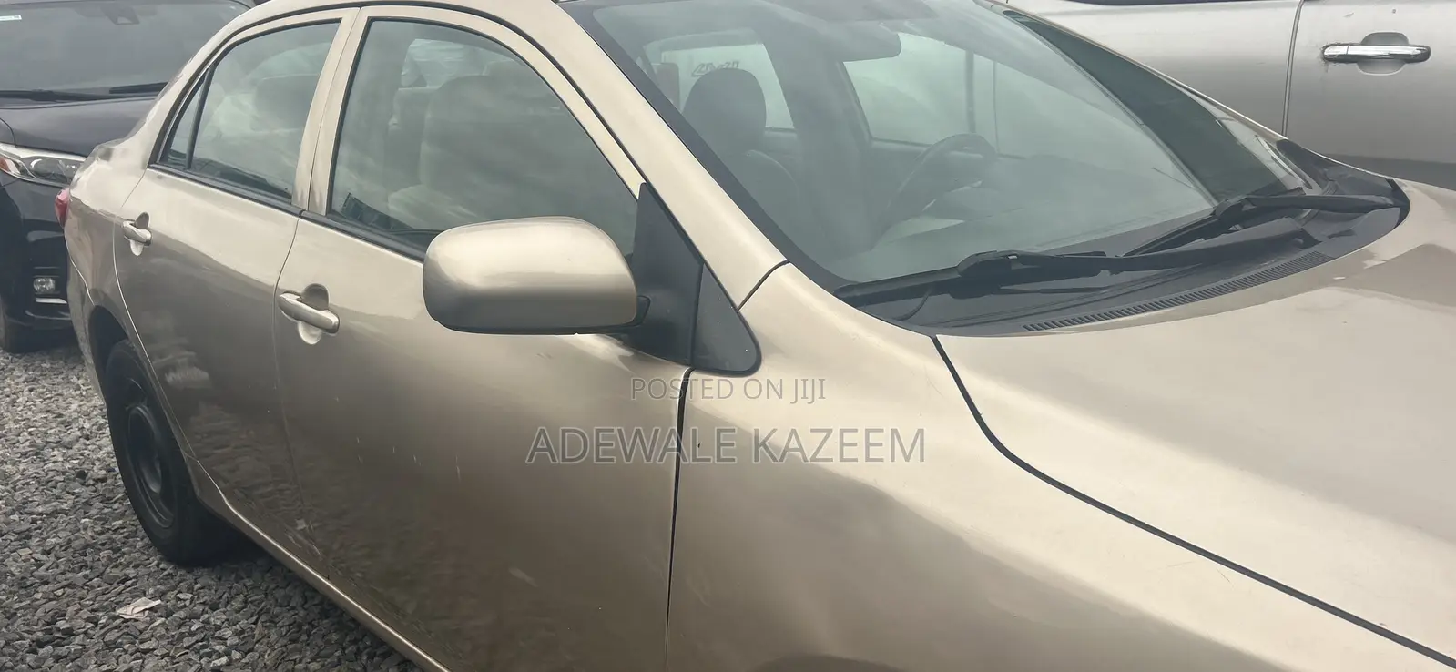 Toyota Corolla L 4dr Sedan (1.8L 4cyl 5M) 2013 Gold