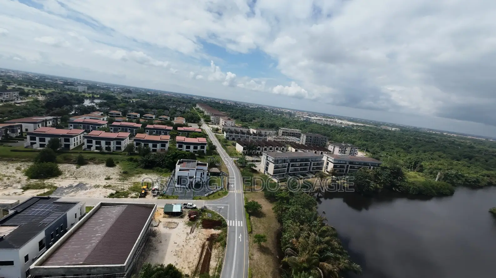 Lakowe Lakes Golf Country Estate Plots