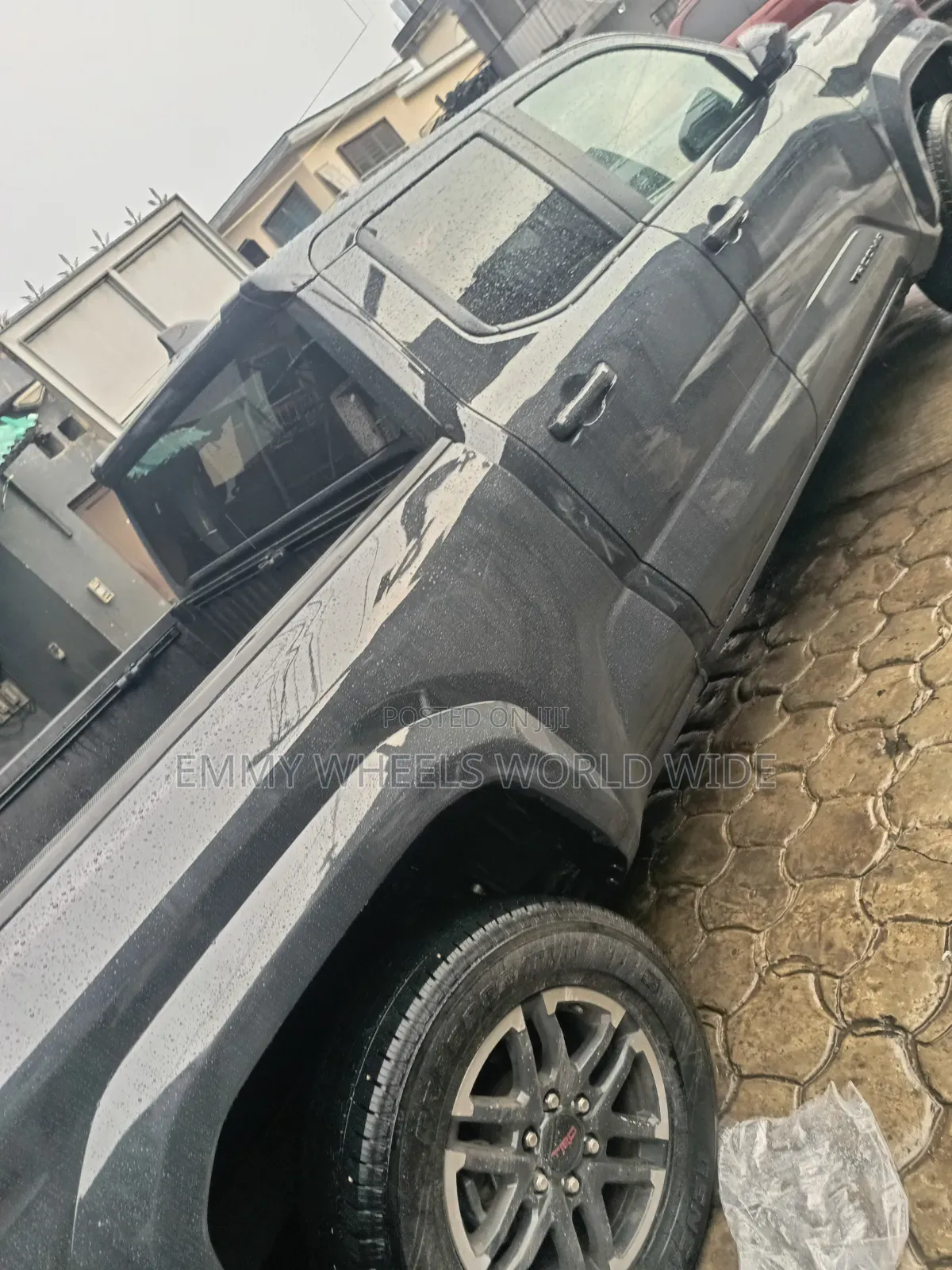 Automatic Boot Cover for Toyota Tacoma 2025/25 Rolling