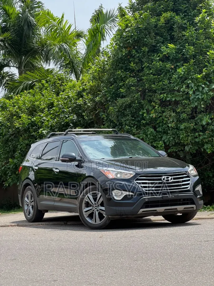 Hyundai Santa Fe 2016 Black