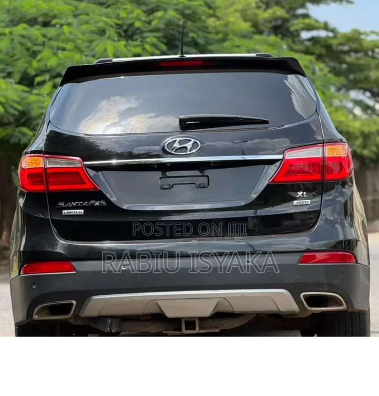 Hyundai Santa Fe 2016 Black