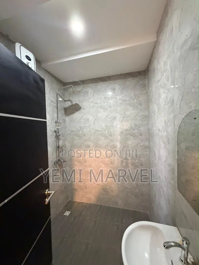 4bdrm Duplex in Carlton Gate Estate, for sale
