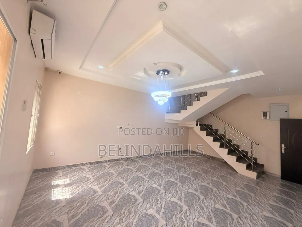 4bdrm Townhouse / Terrace in Apo Resettlement for rent