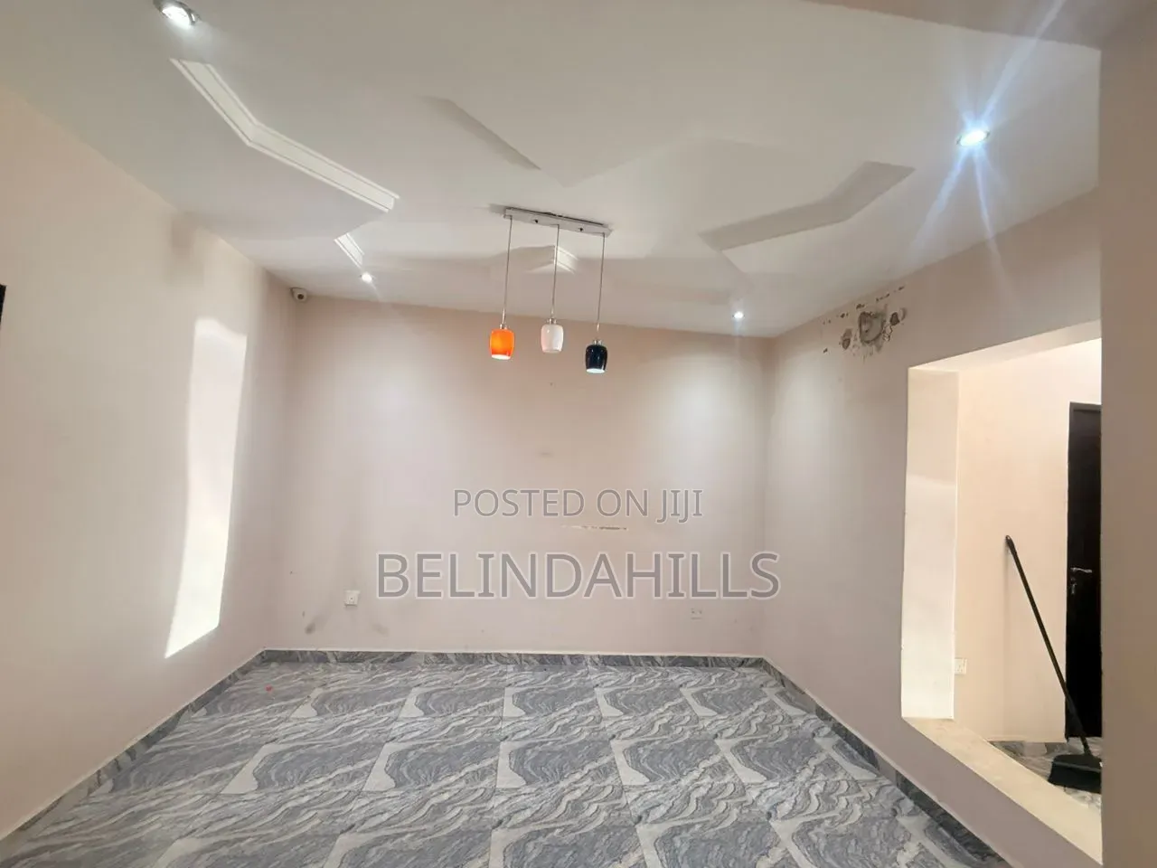 4bdrm Townhouse / Terrace in Apo Resettlement for rent
