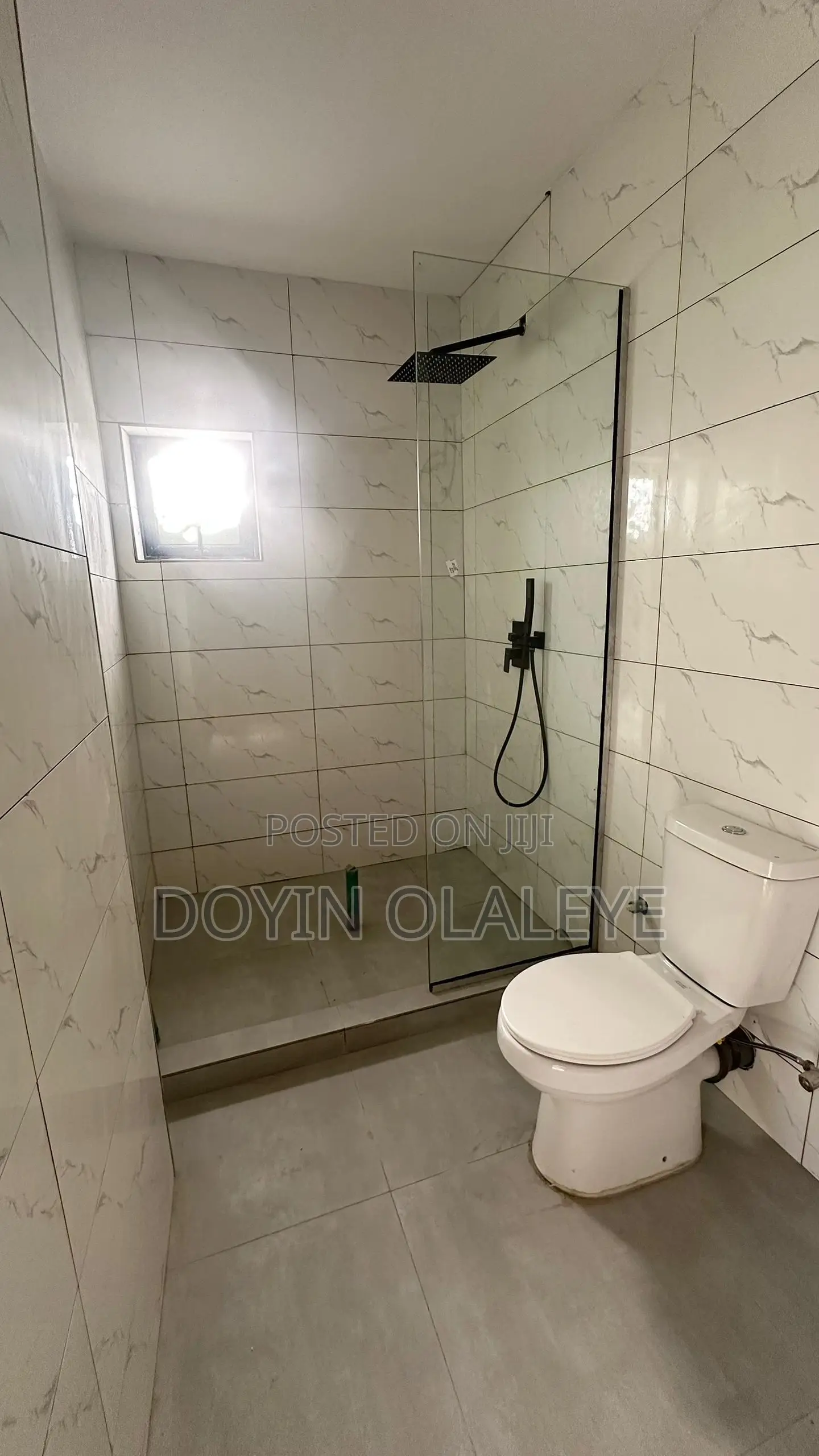 3bdrm Penthouse in Ikota for sale
