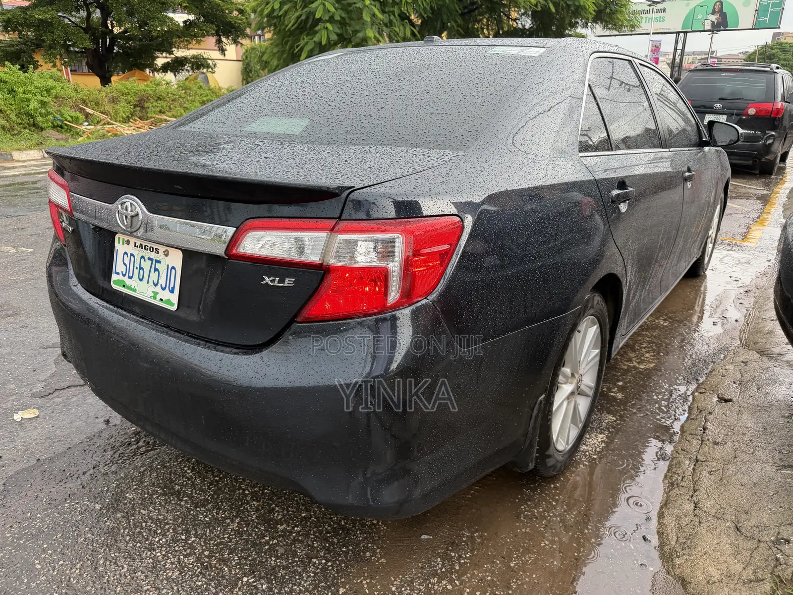 Toyota Camry XLE 4dr Sedan (2.5L 4cyl 6A) 2012 Blue