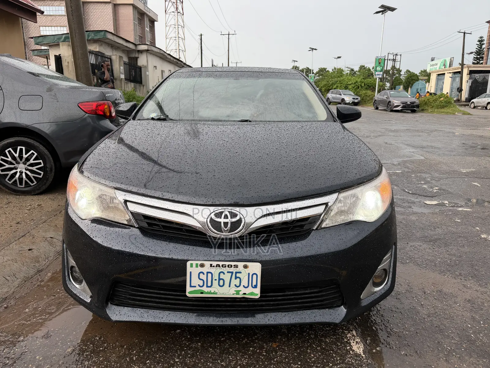 Toyota Camry XLE 4dr Sedan (2.5L 4cyl 6A) 2012 Blue
