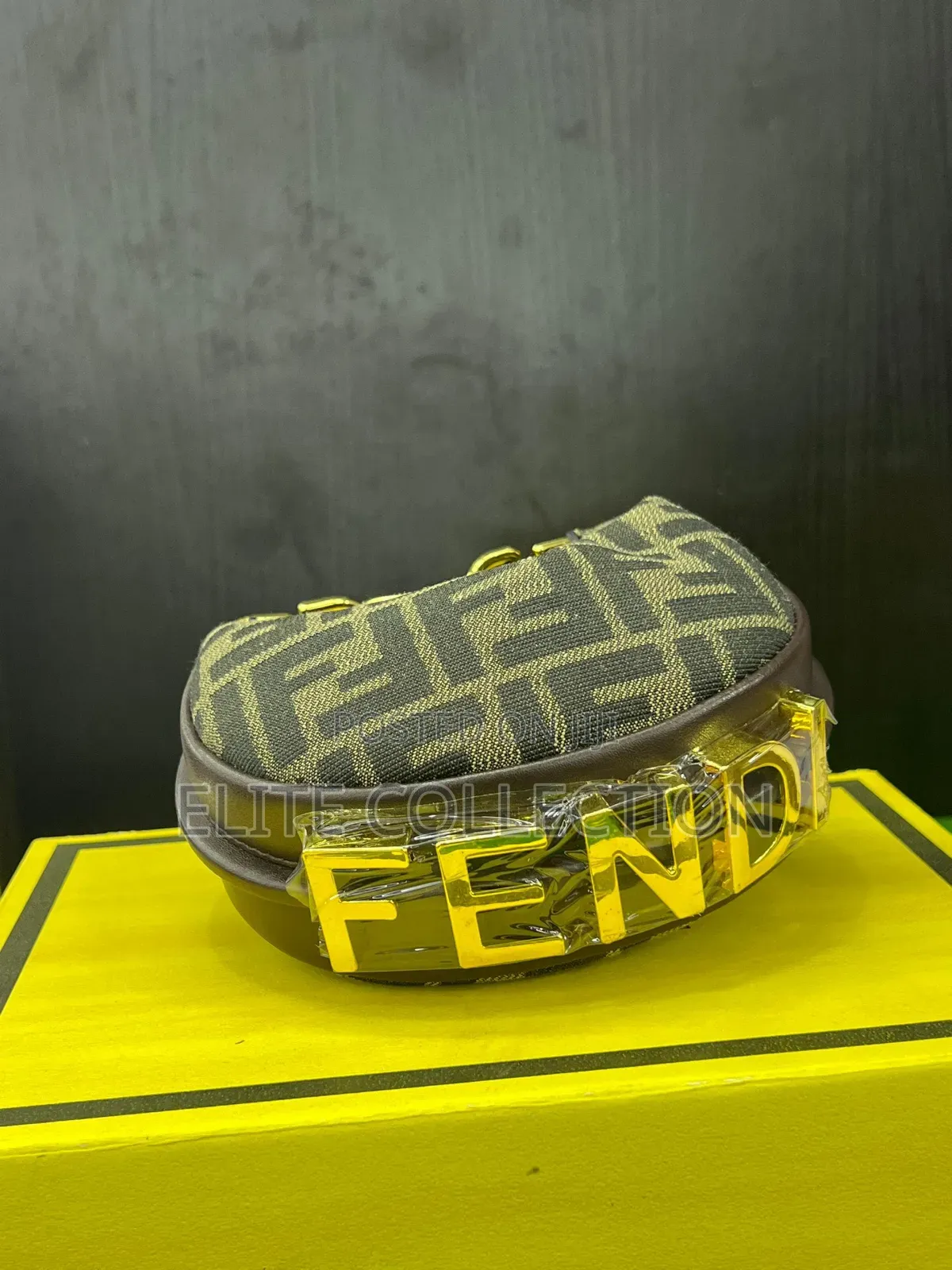 Fendi Roma Quality:- Luxury Gender:-Female Bag Size:-Small Full Box