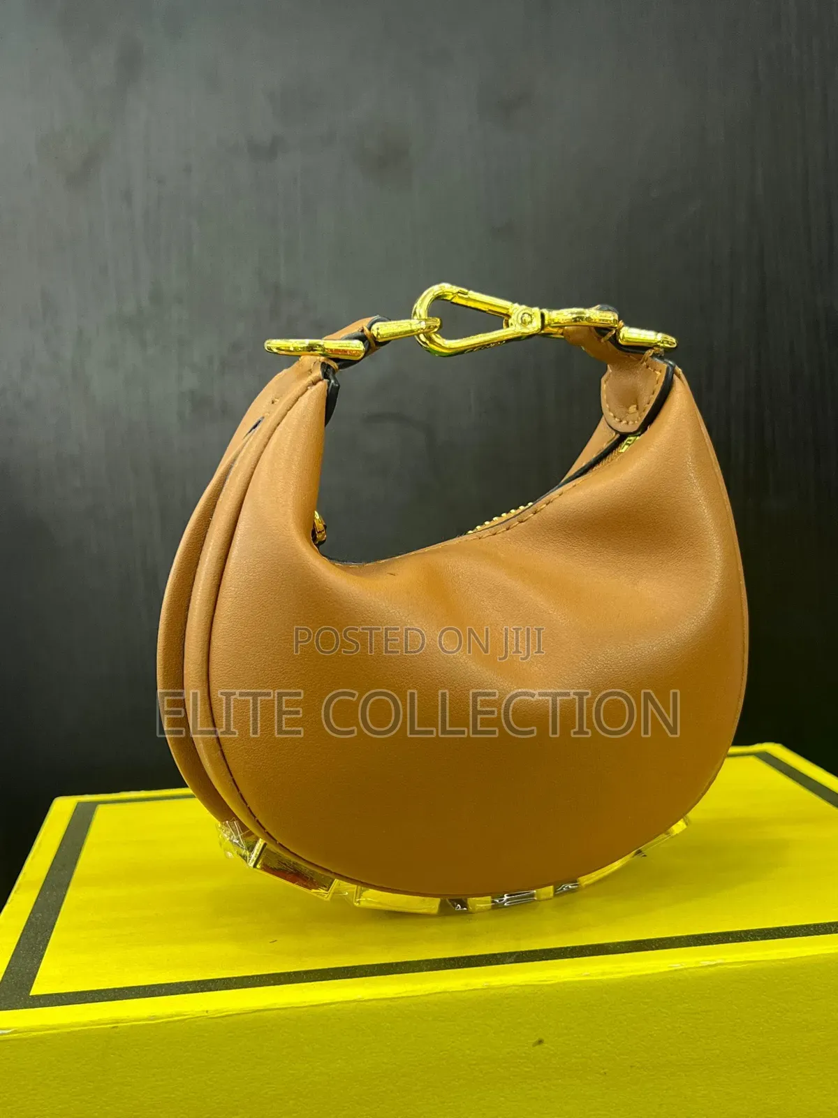 Fendi Roma Quality:- Luxury Gender:-Female Bag Size:-Small Full Box