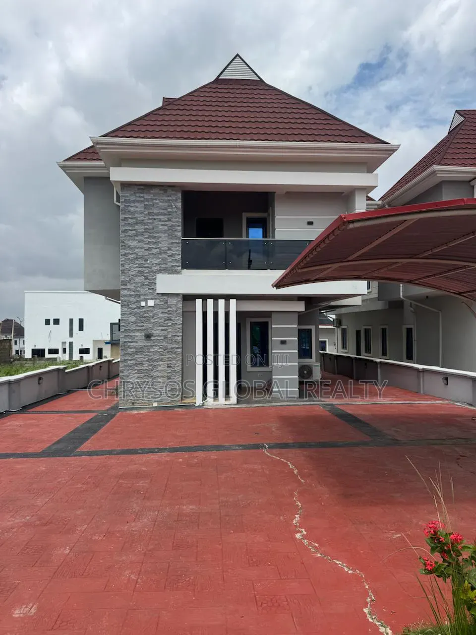 4bdrm Duplex in Lere Adigun Gra, Basorun for rent