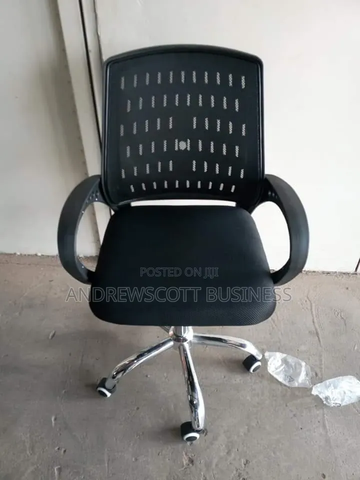 Spotted Back Victory Swivel Office Chair