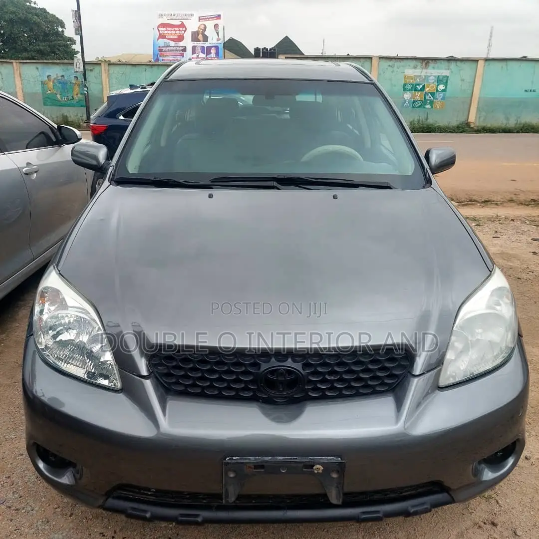 Toyota Matrix XR Hatchback AWD (1.8L 4cyl 4A) 2004 Gray