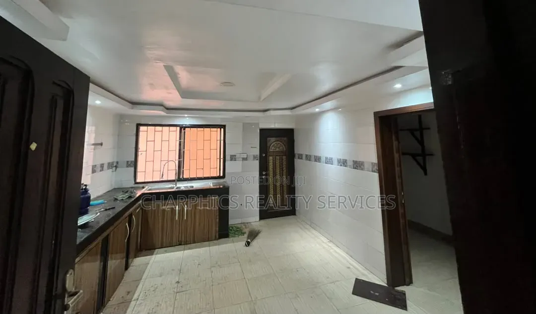 9 Bedroom Commercial Space CMD Road