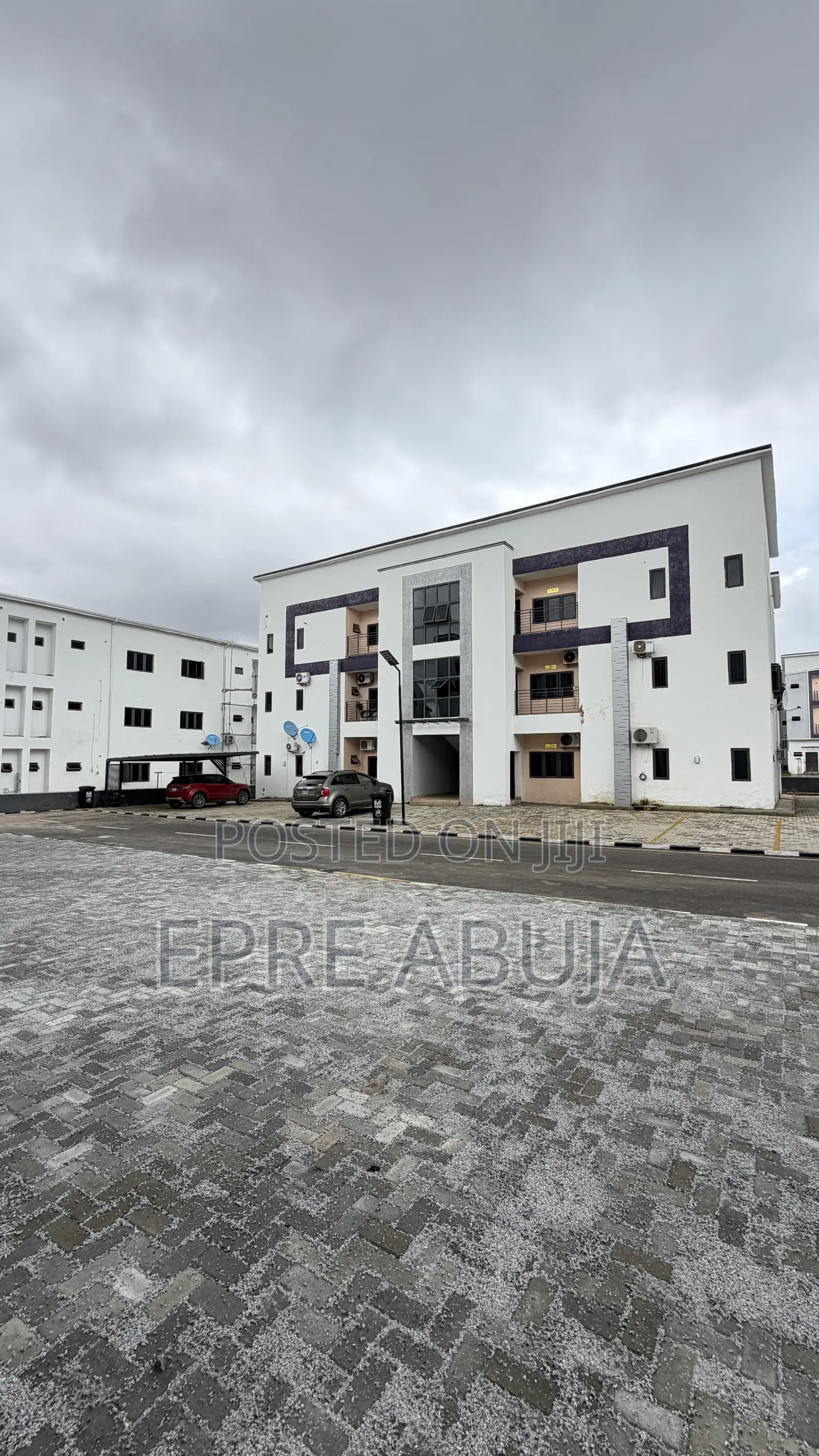 3bdrm Apartment in Apo Dutse for sale