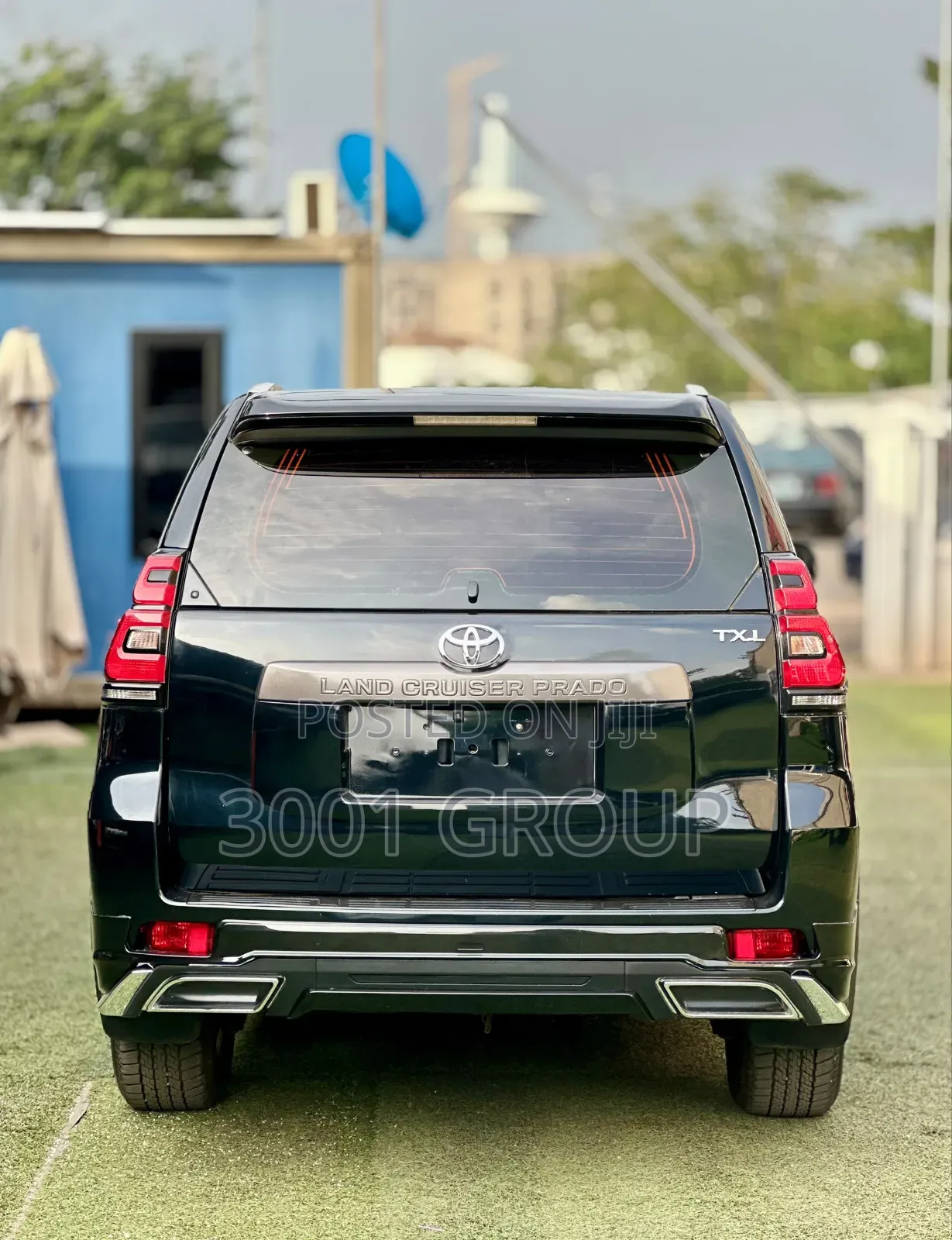 Toyota Land Cruiser Prado 2022 Black