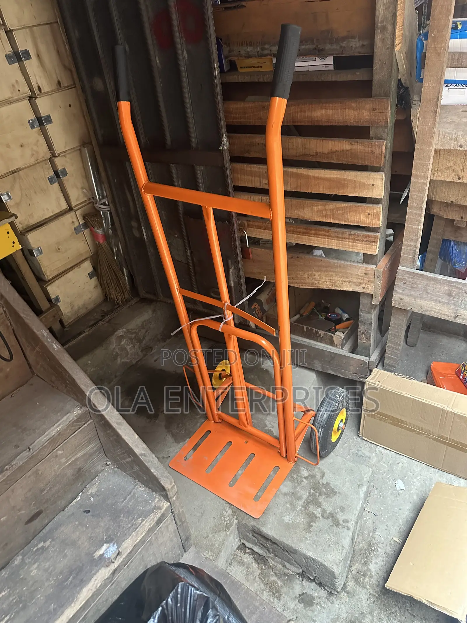 Heavy-Duty Foldable Hand Truck